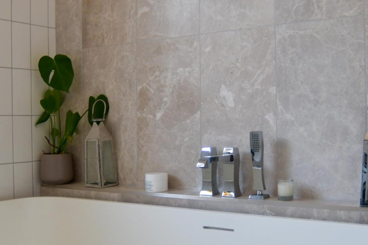 Luxury Croft Templepatrick Near Airport Rabbit And Hilton Hotel Екстериор снимка